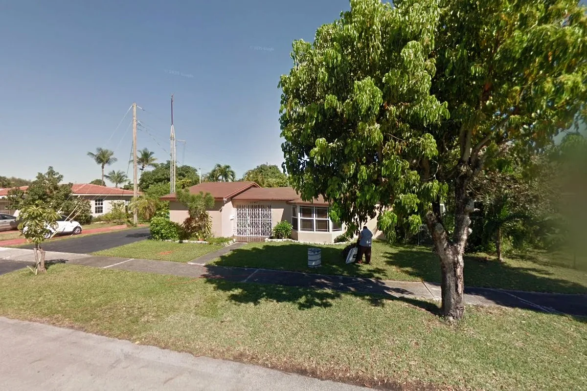 Real Google Street View of DriftShine Mobile Car Detailing Miami location at 11995 SW 73rd Ave, Miami, FL 33156